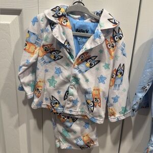Bluey Fleece Pajama Set for Kids - White & Blue Star Print